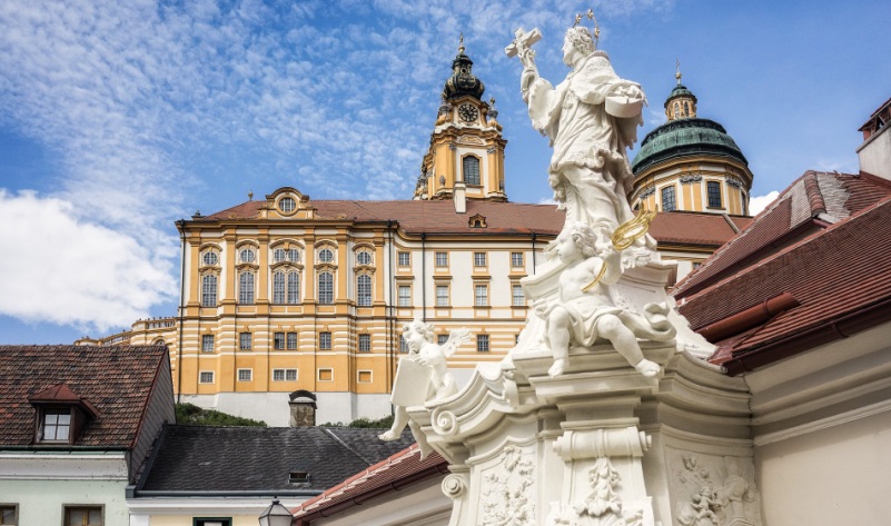 WIEDEŃ I DOLINA WACHAU - 4 dni