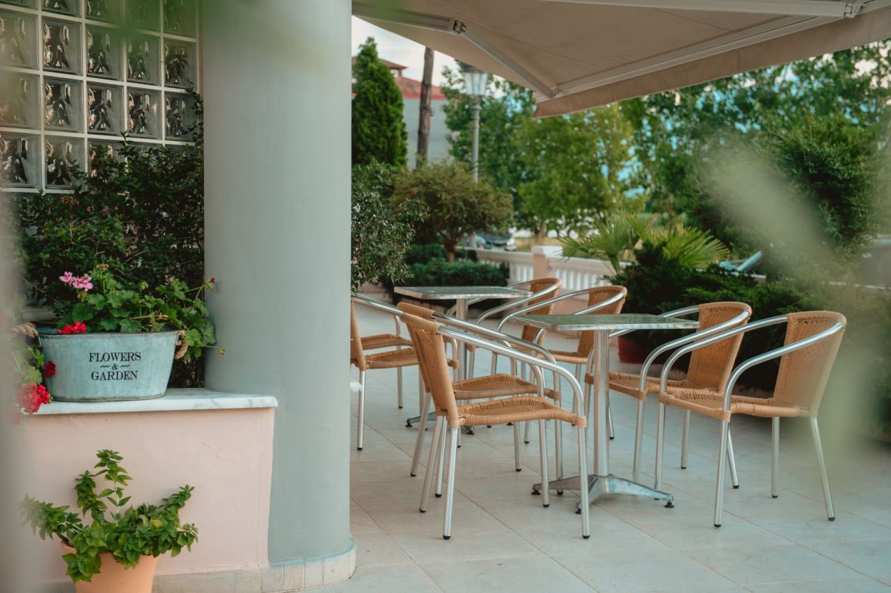 Apartamenty Ino (Paralia) - wczasy