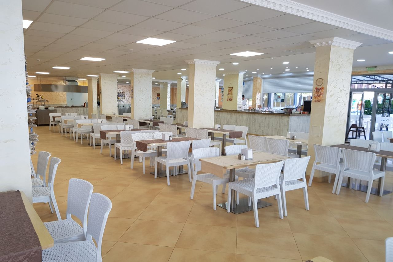 Hotel Riva Park (Słoneczny Brzeg) - wczasy