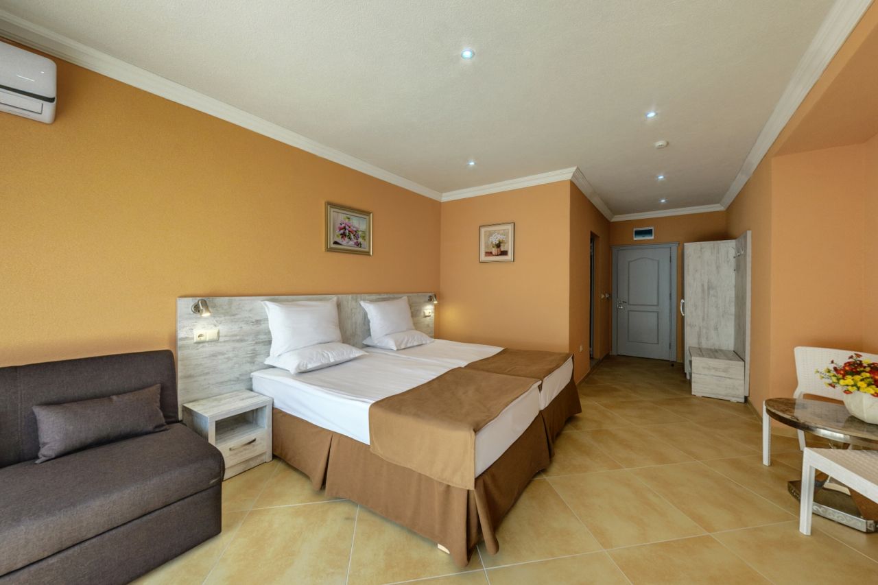 Hotel Riva Park (Słoneczny Brzeg) - wczasy