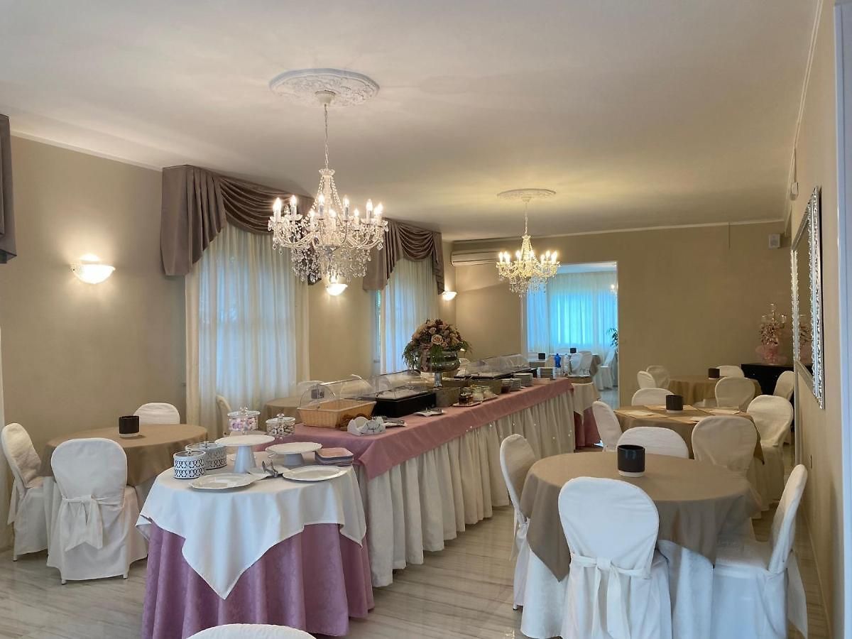 Hotel Amica**