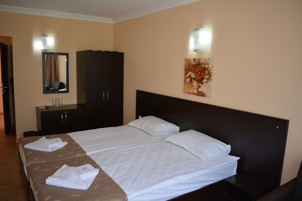Hotel Riva (Słoneczny Brzeg) - wczasy