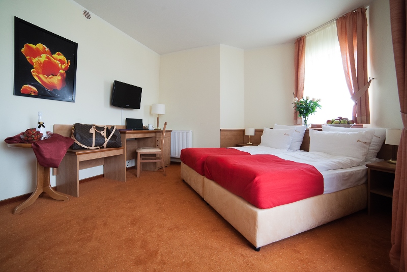 Wczasy dla seniora, Międzyzdroje - Hotel Trofana *** - dwa posiłki dziennie
