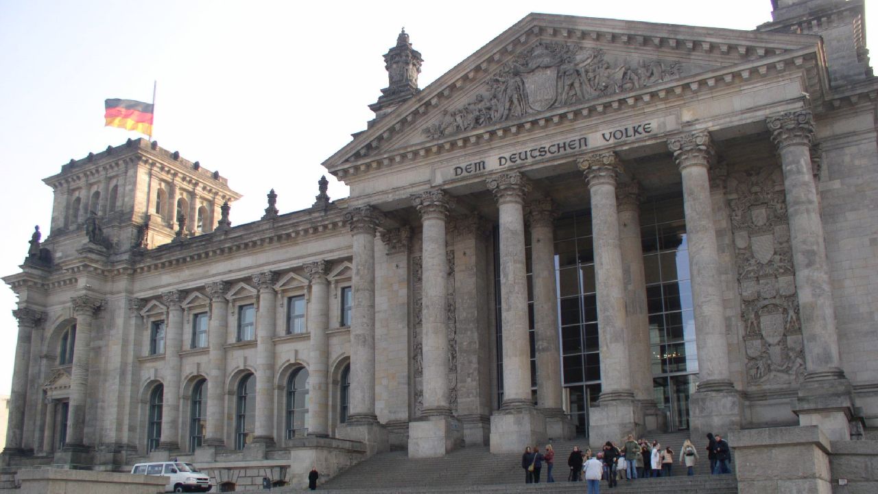 Niemcy - Berlin - indywidualny kurs j. niemieckiego apartamenty BWS - wiek: 18+