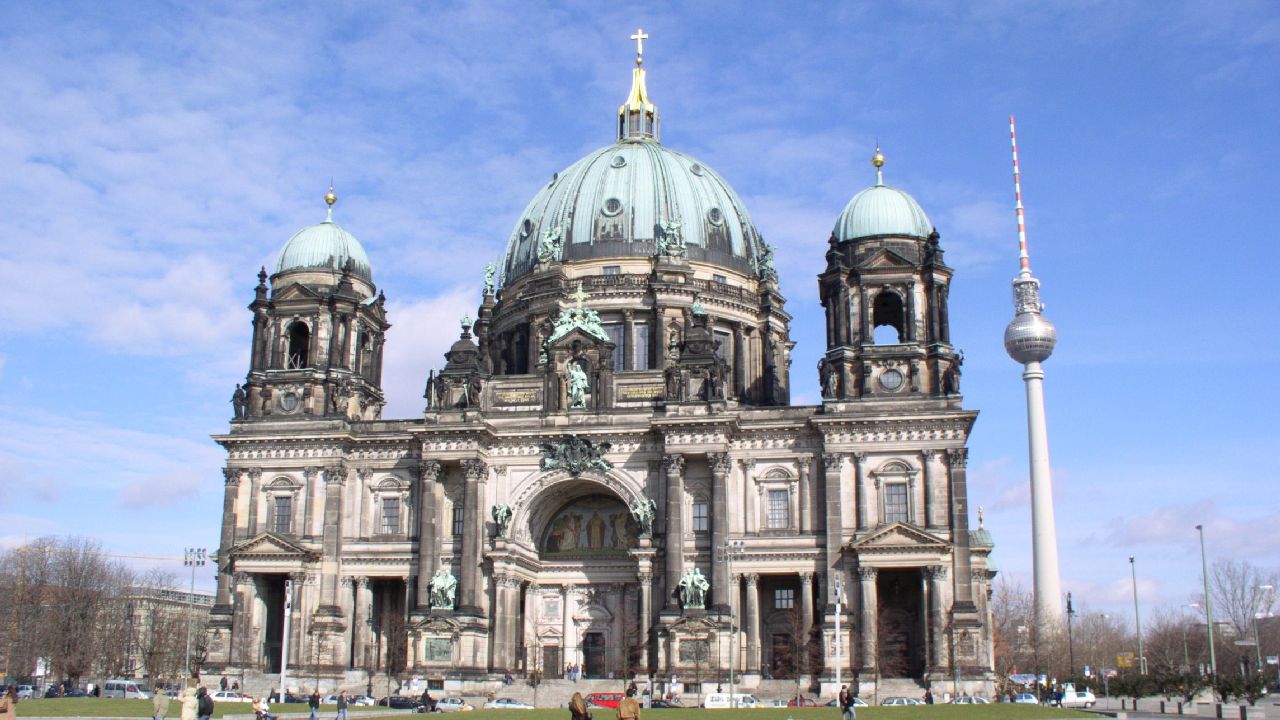 Niemcy - Berlin - indywidualny kurs j. niemieckiego apartamenty BWS - wiek: 18+