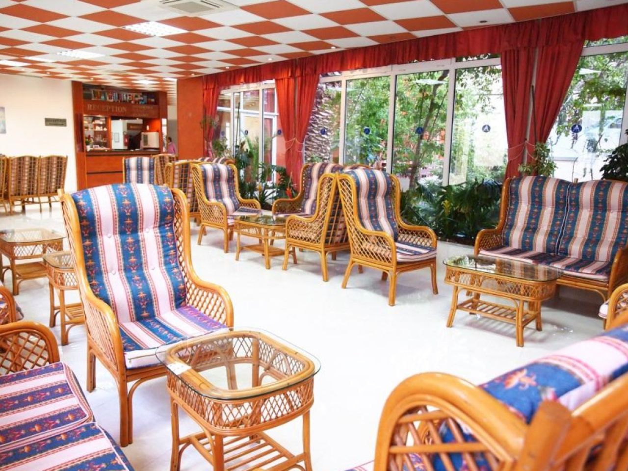 Hotel Aurora