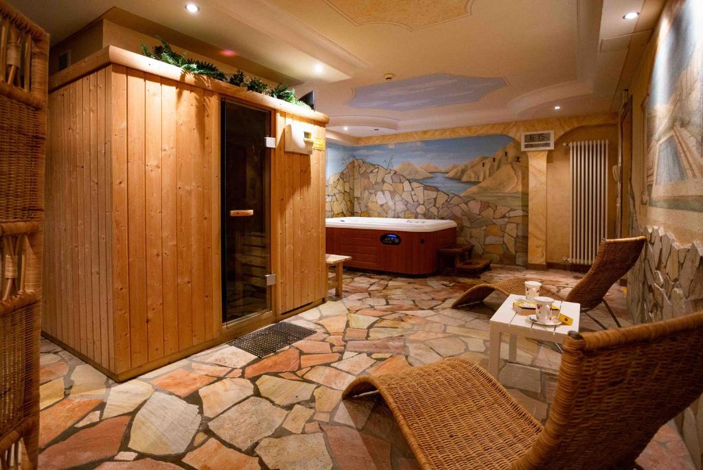 Hotel Andalo***