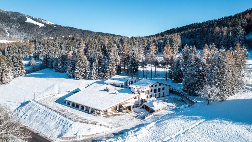 Casa Alpina***