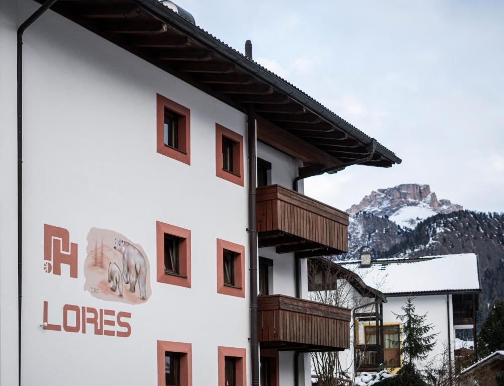 Residence Lores***