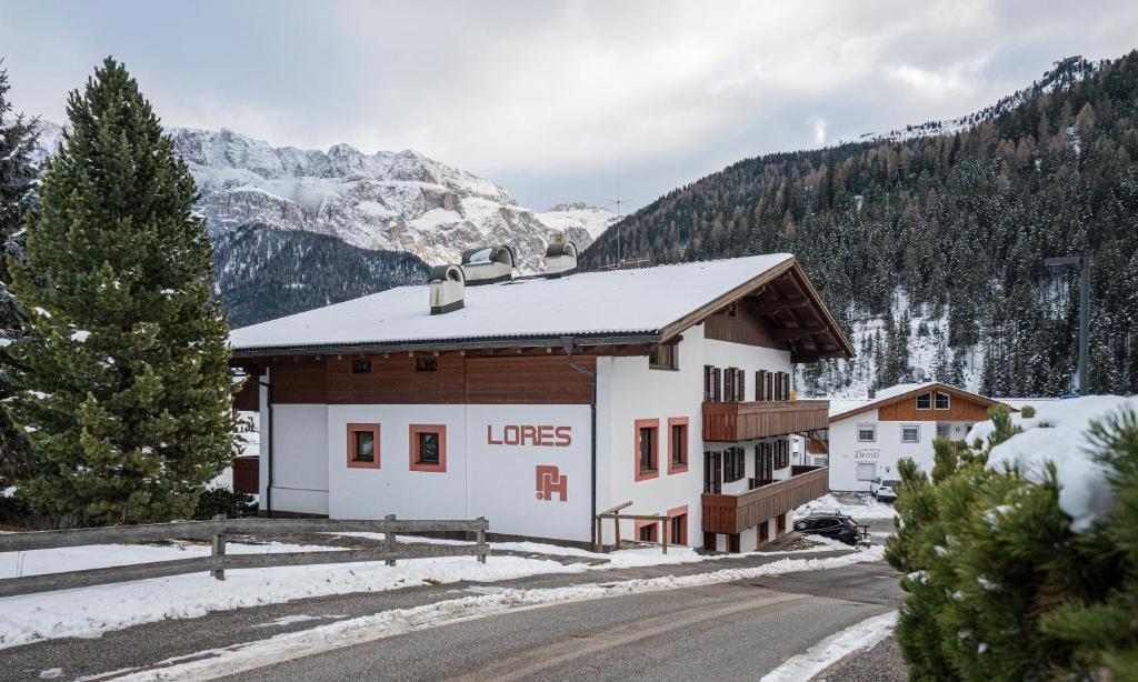 Residence Lores***