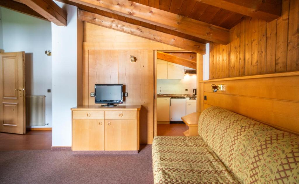 Residence Lores***