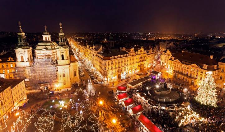 Świąteczny Jarmark w Pradze z noclegiem
