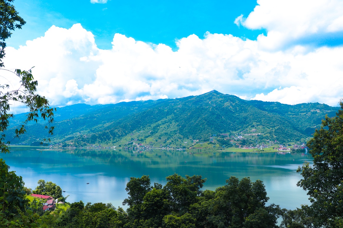 Rodzinna wyprawa do Nepalu – Himalaje, rafting i dzika przyroda