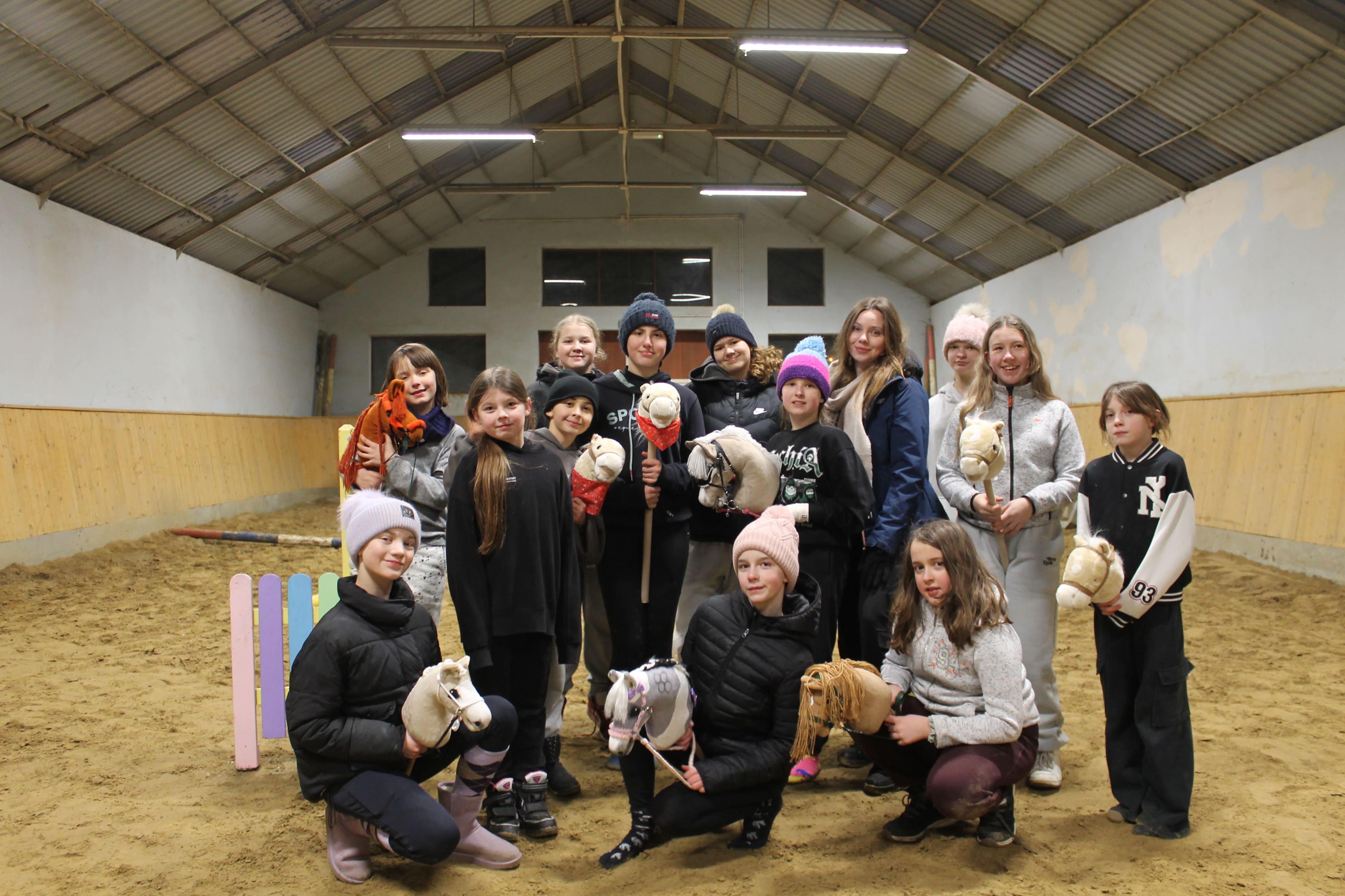 Zimowy obóz przygodowy z jazdą konną i Hobby Horse