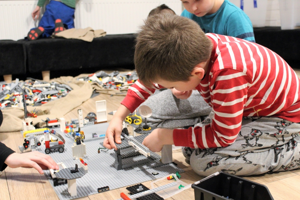 Zimowy Obóz Konstruktorów klocków LEGO