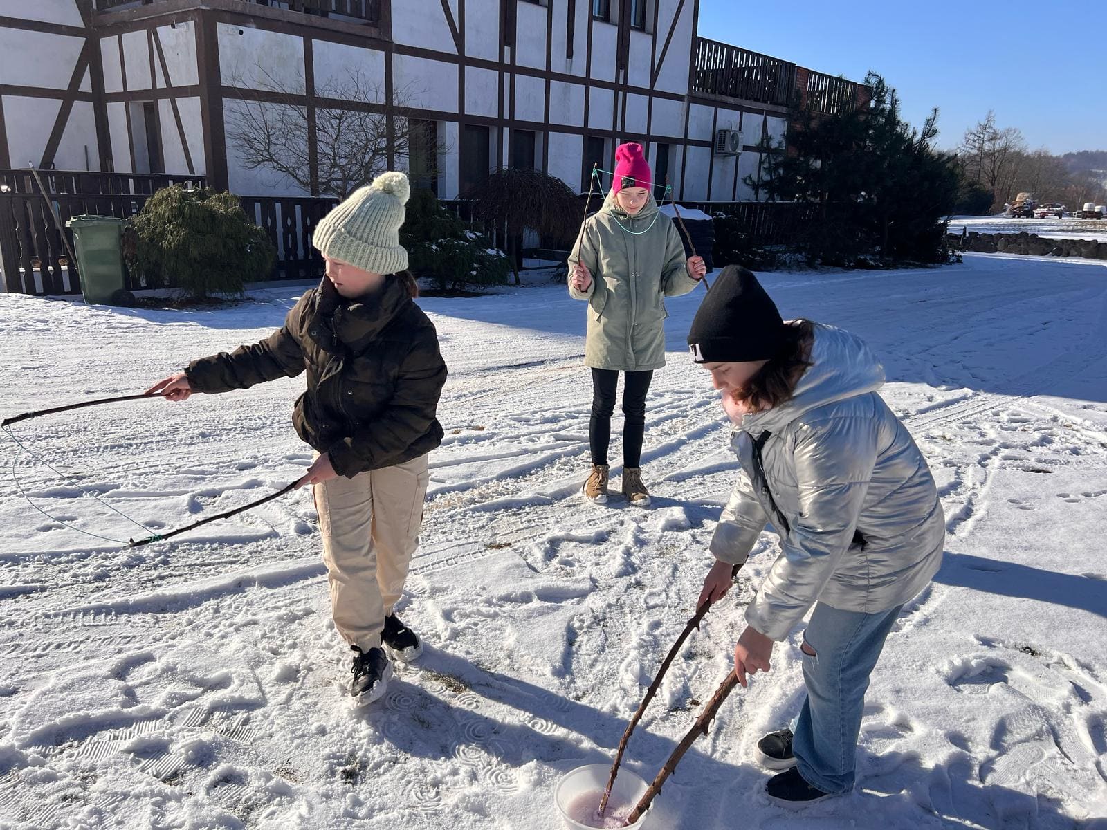 Zimowy obóz przygodowy z jazdą konną i Hobby Horse