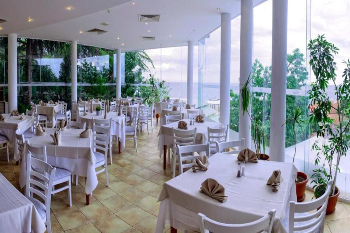 HOTEL LUNA z noclegami tranzytowymi